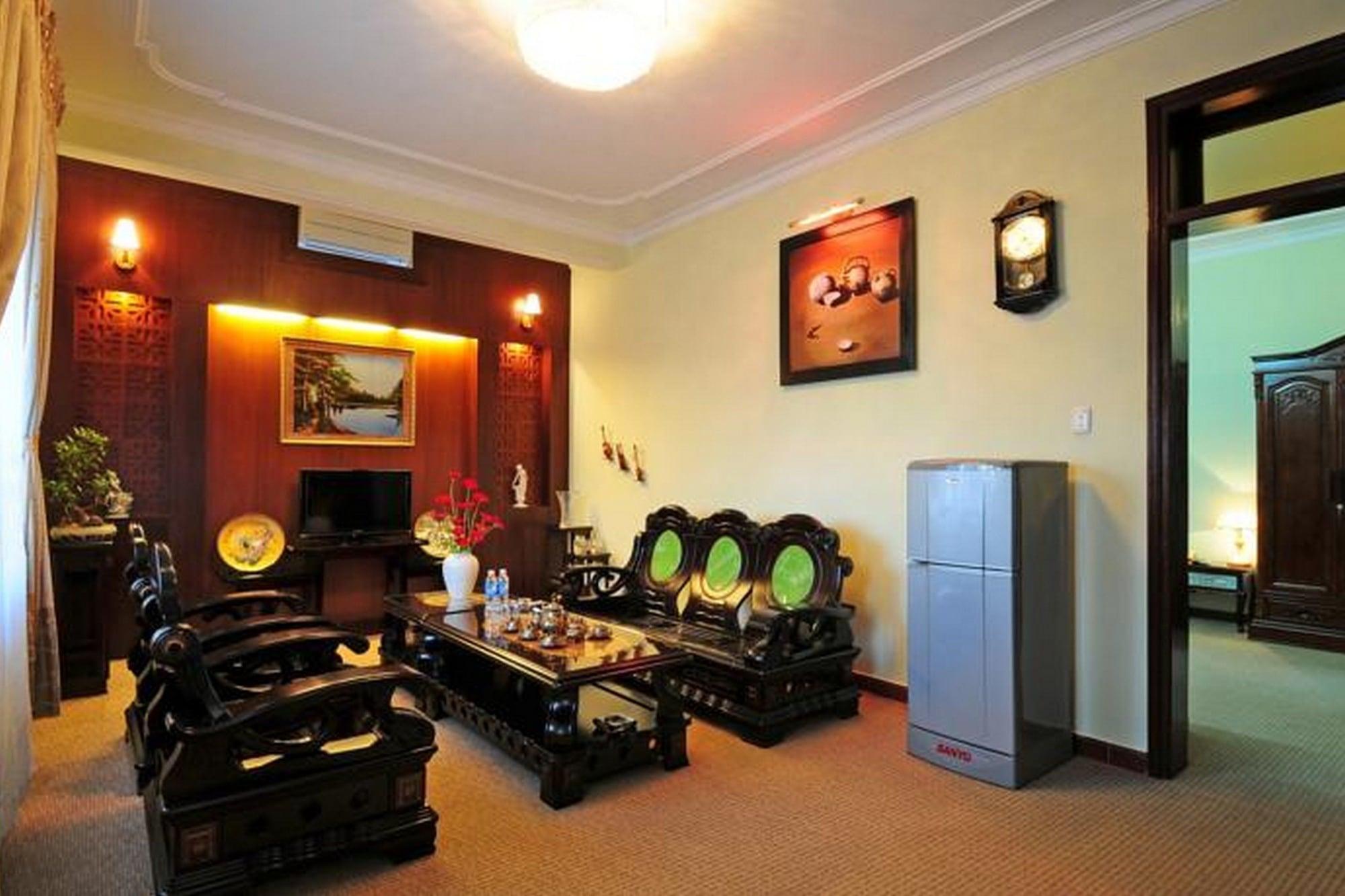 Duy Tan Hotel Хуе Екстериор снимка