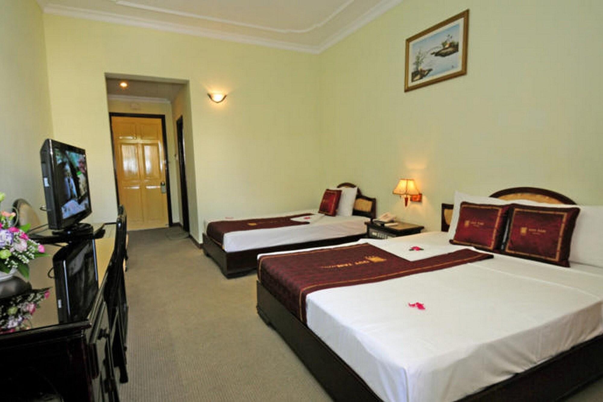 Duy Tan Hotel Хуе Екстериор снимка