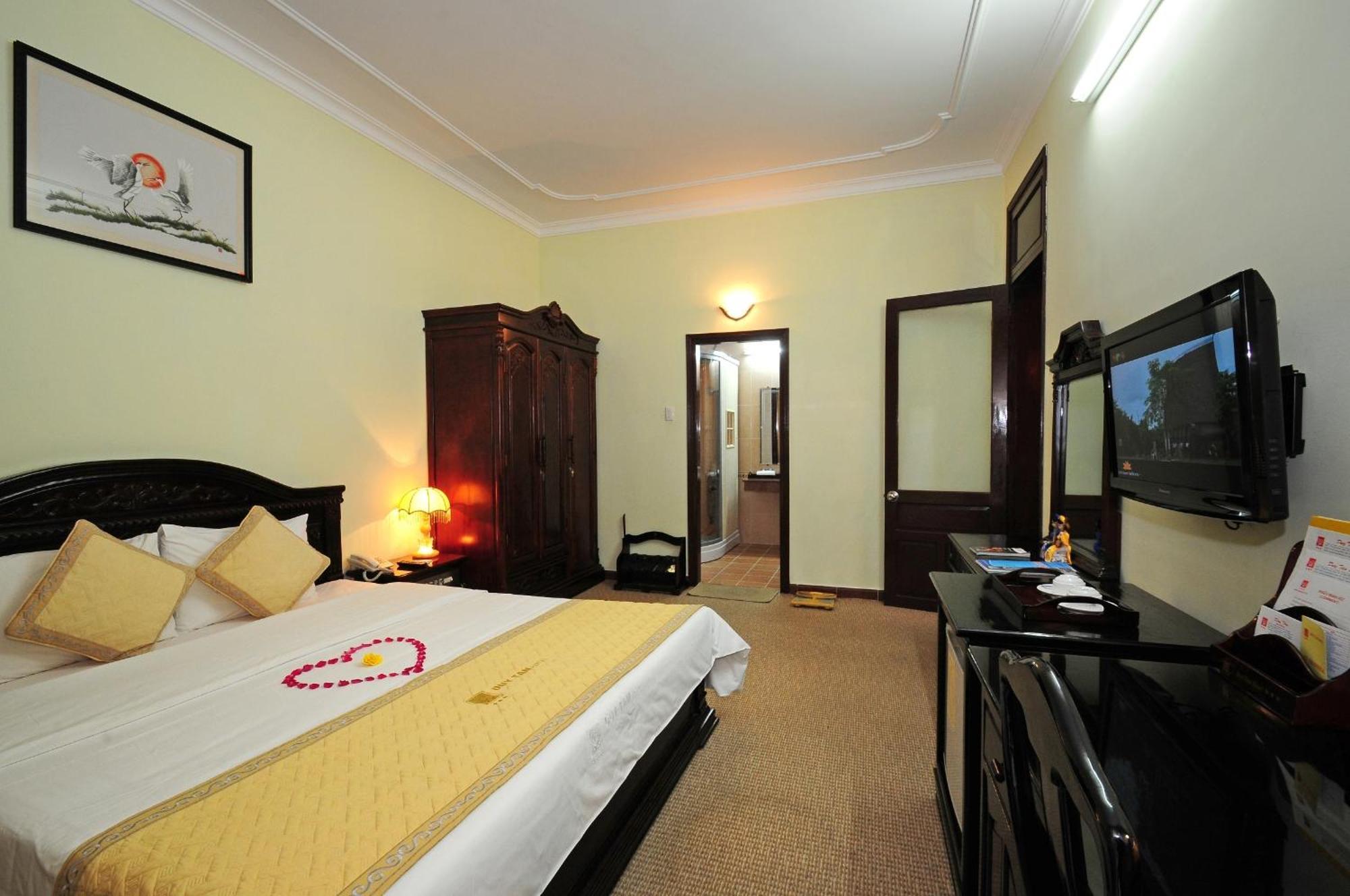 Duy Tan Hotel Хуе Екстериор снимка