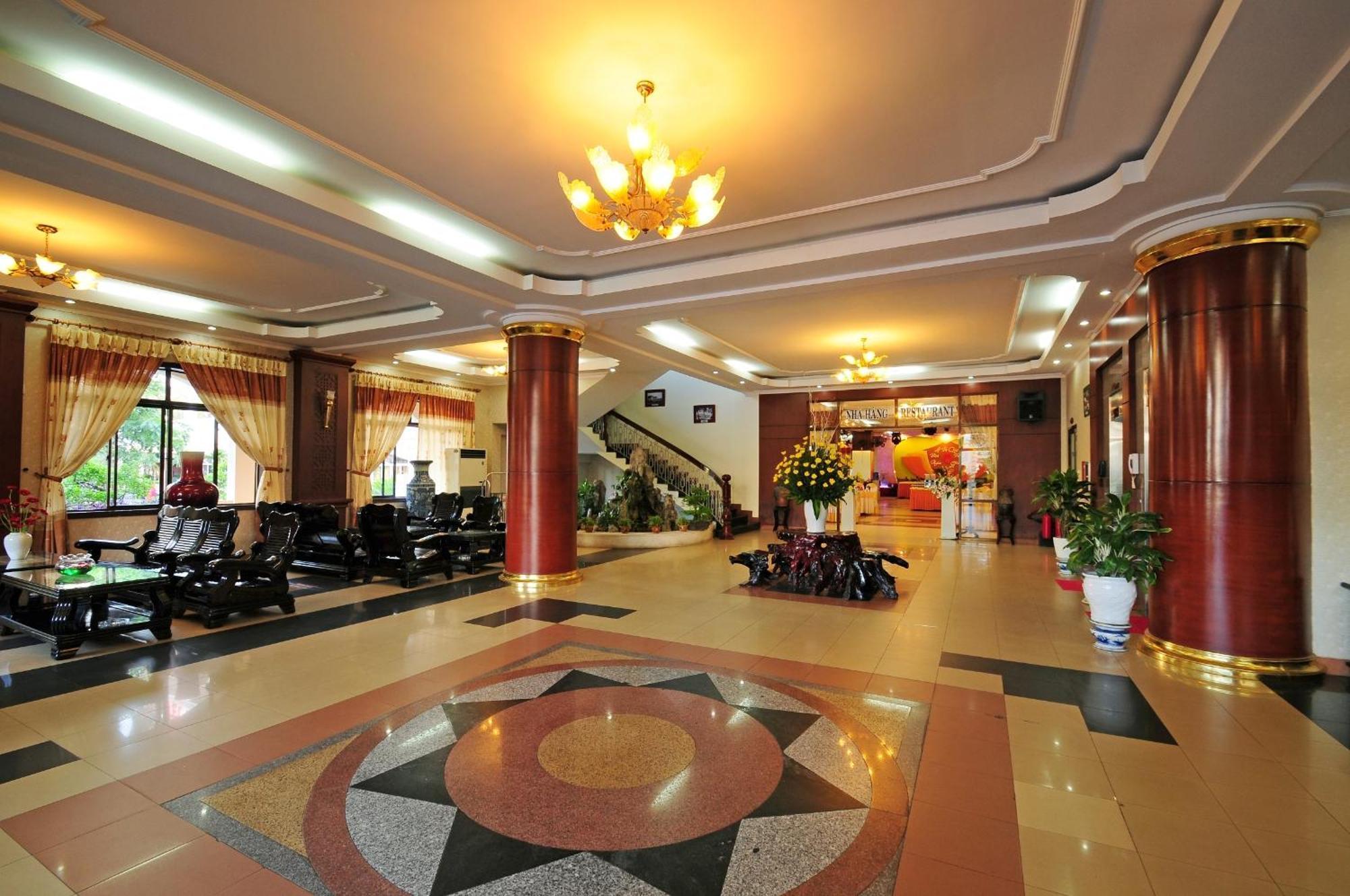Duy Tan Hotel Хуе Екстериор снимка