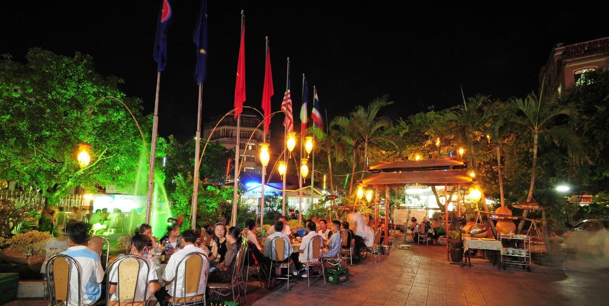Duy Tan Hotel Хуе Екстериор снимка