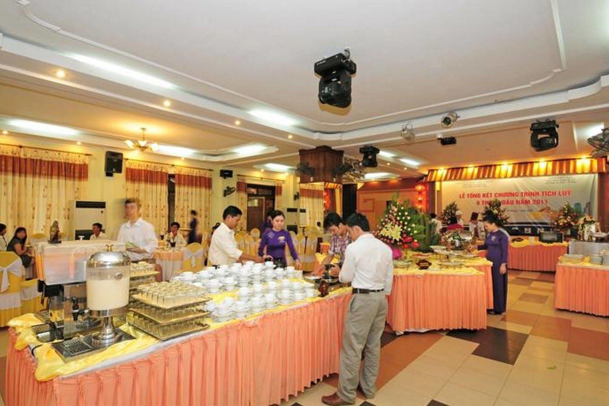 Duy Tan Hotel Хуе Екстериор снимка